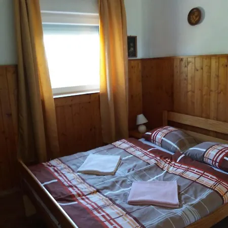 Majestic Apartmanhaz Badacsony * Badacsonytomaj