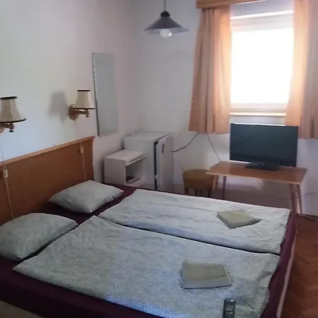 Majestic Apartmanhaz Badacsony Apartment