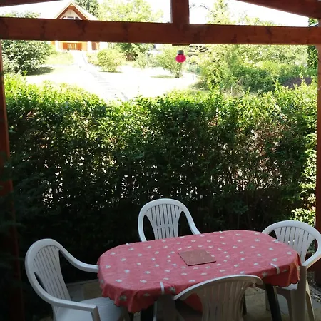 Majestic Apartmanhaz Badacsony * Badacsonytomaj