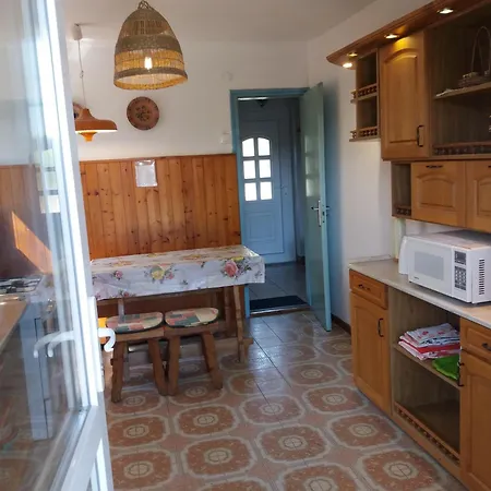 Majestic Apartmanhaz Badacsony Apartment