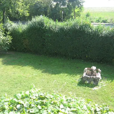 Majestic Apartmanhaz Badacsony Apartment Badacsonytomaj